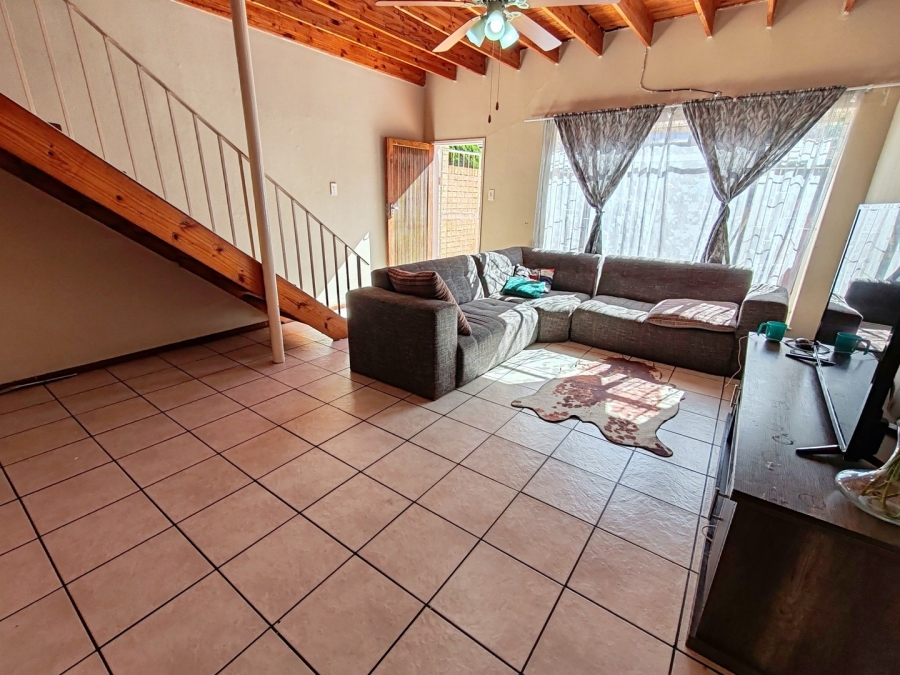 2 Bedroom Property for Sale in Potchefstroom North West